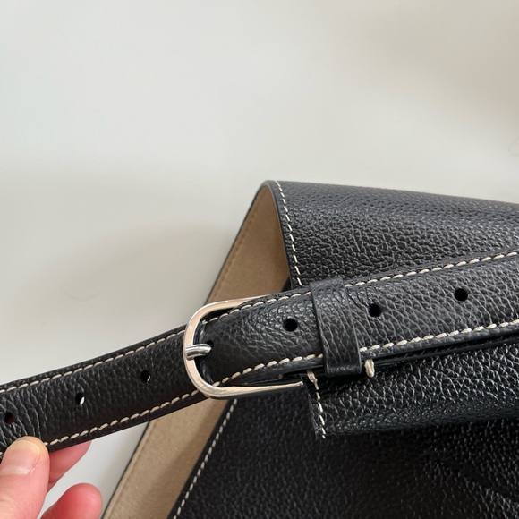 TOTEME Belted Leather Tote Bag - Picture 13 of 16